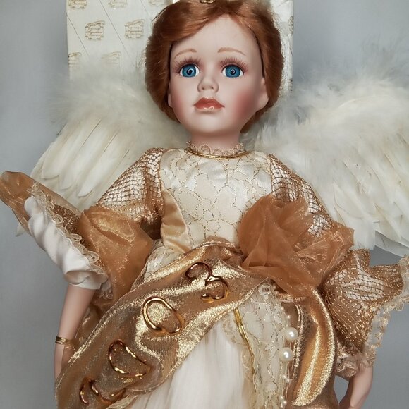 Vintage Christmas Angel Doll & Original Box Heritage Signature Collection 2000s - Picture 4 of 13